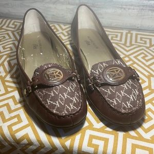 AK Anne Klein  Moccasin Brown loafers size 8